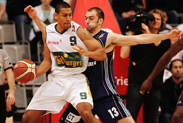 皮耶罗等足 皮耶罗等足