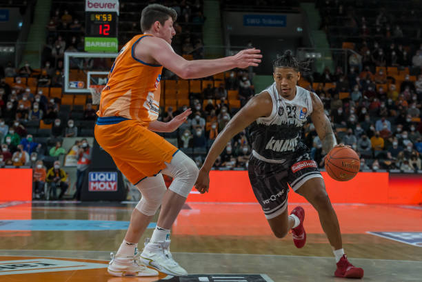 球员们顶住 球员们顶住